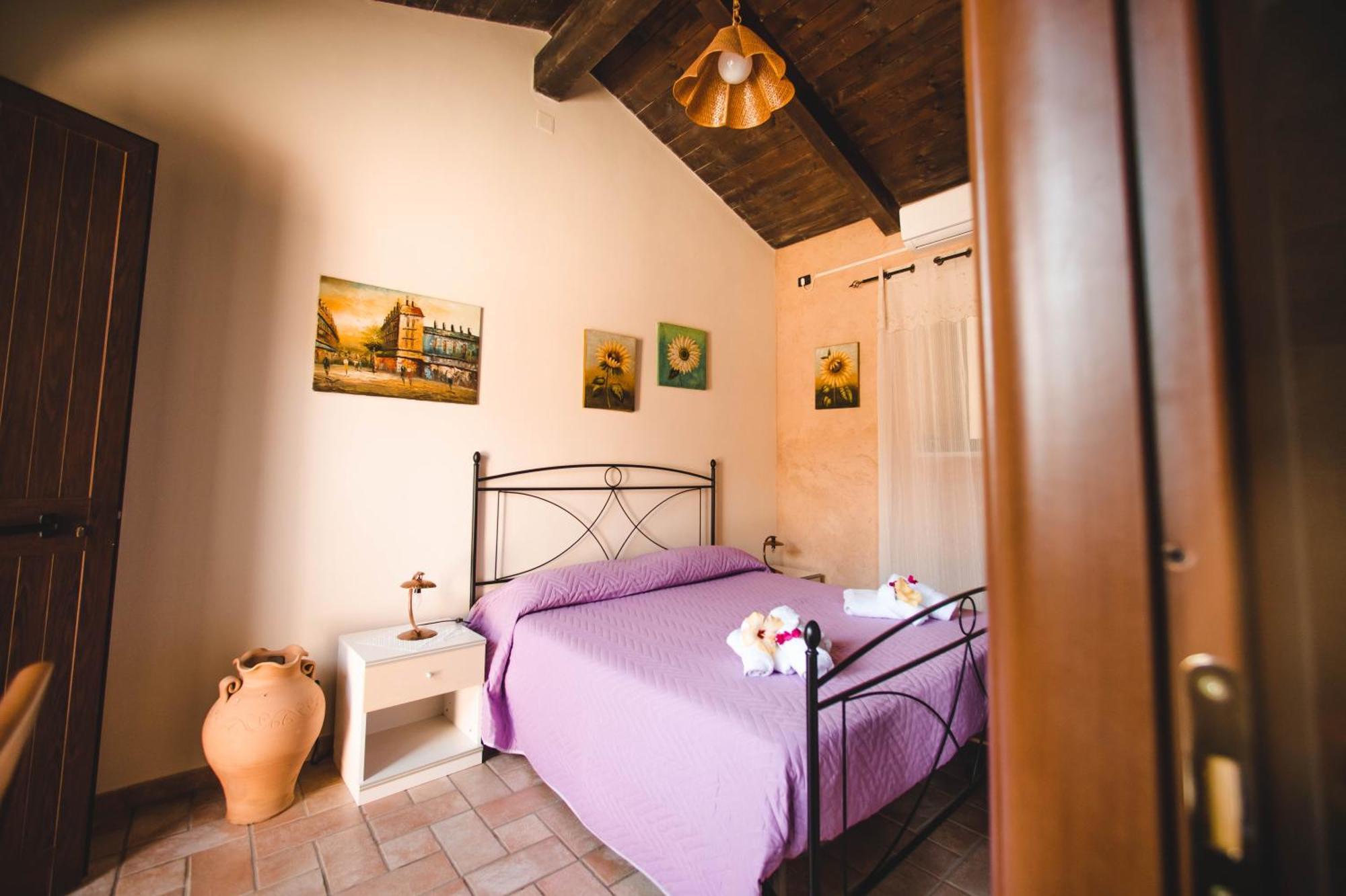 Calami - Villa Romeo - Private Apartments With Pool, Seaview & Olive Grove Santa Caterina Dello Ionio Marina Екстериор снимка
