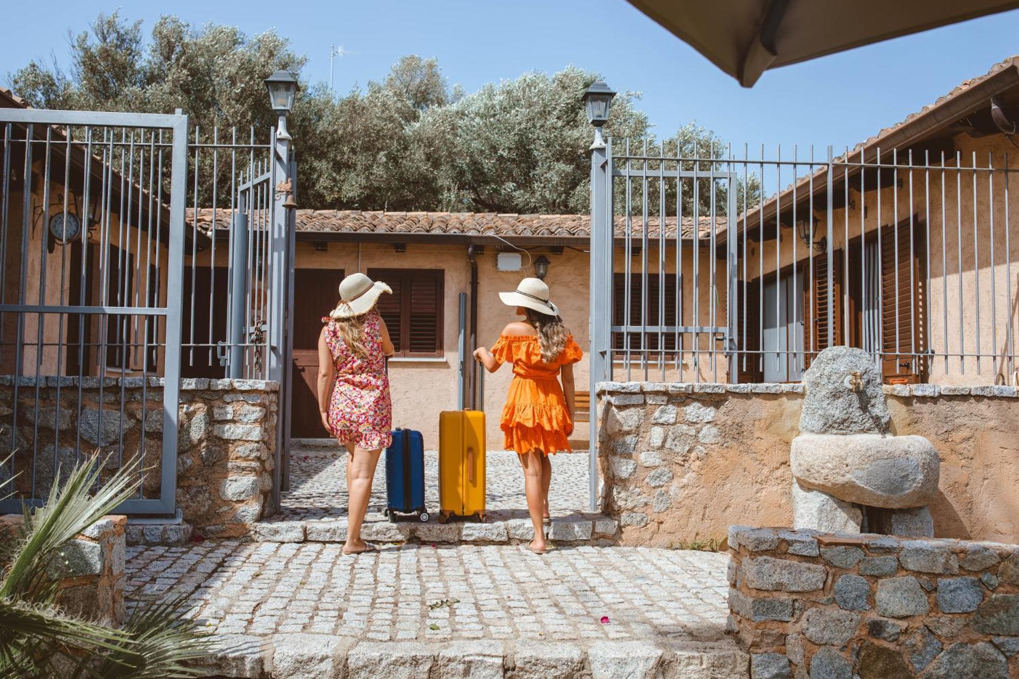 Calami - Villa Romeo - Private Apartments With Pool, Seaview & Olive Grove Santa Caterina Dello Ionio Marina Екстериор снимка